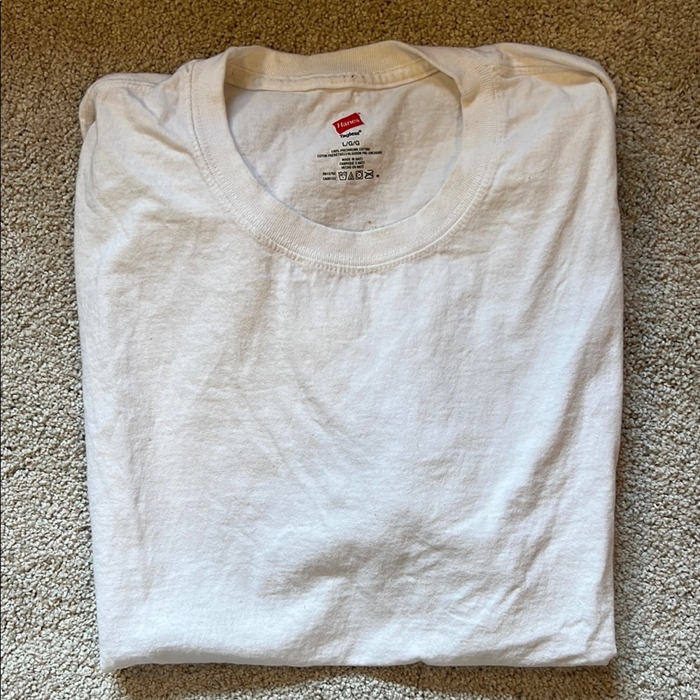 Hanes White Short Sleeve Tee size large